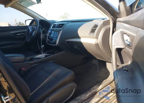 2018 Nissan Altima 2.5 Sv z USA, uszkodzony, nr VIN 1N4AL3AP0JC267895